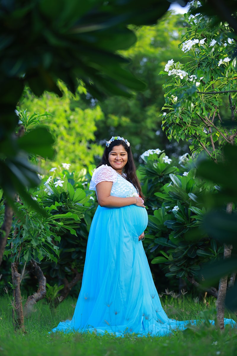 Photoshoot gowns on rental
