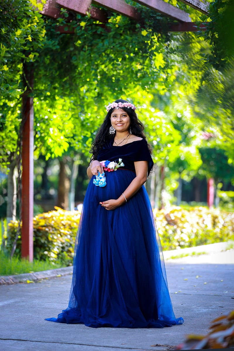 Babybump Photoshoot dresses for rental
